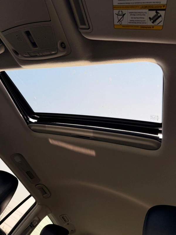 Nissan Armada SL full option Sunroof