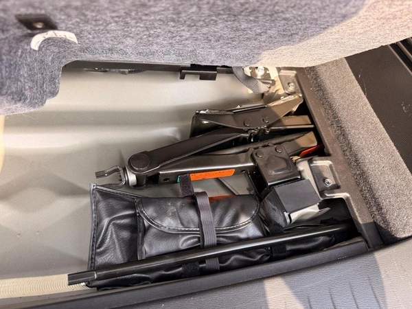 Nissan Armada SL full option Sunroof