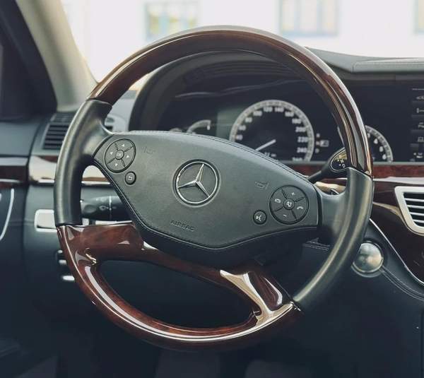 BENZ S550 | 2012 | ONLY : 62194 KM | JAPAN IMPORT | CLEAN TITLE |