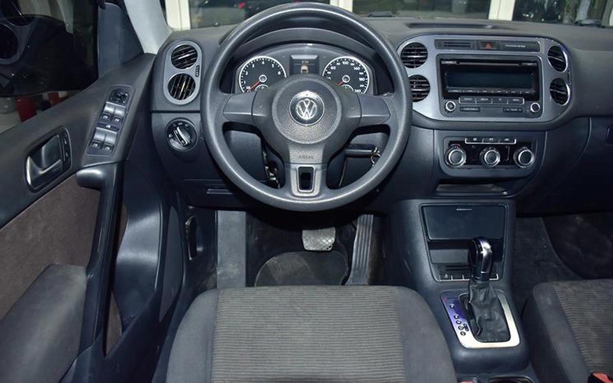 Volkswagen Tiguan ( 2015 Model ) in Brown Color GCC Specs-5-5