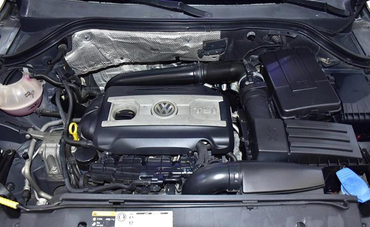 Volkswagen Tiguan ( 2015 Model ) in Brown Color GCC Specs-2-2