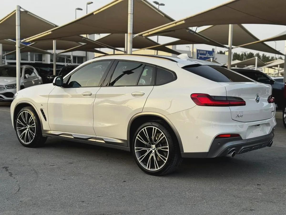 (2021) BMW// X4 XDRIVE 30I// GCC// FULL OPTIONS//GOOD CONDITION//-5-5