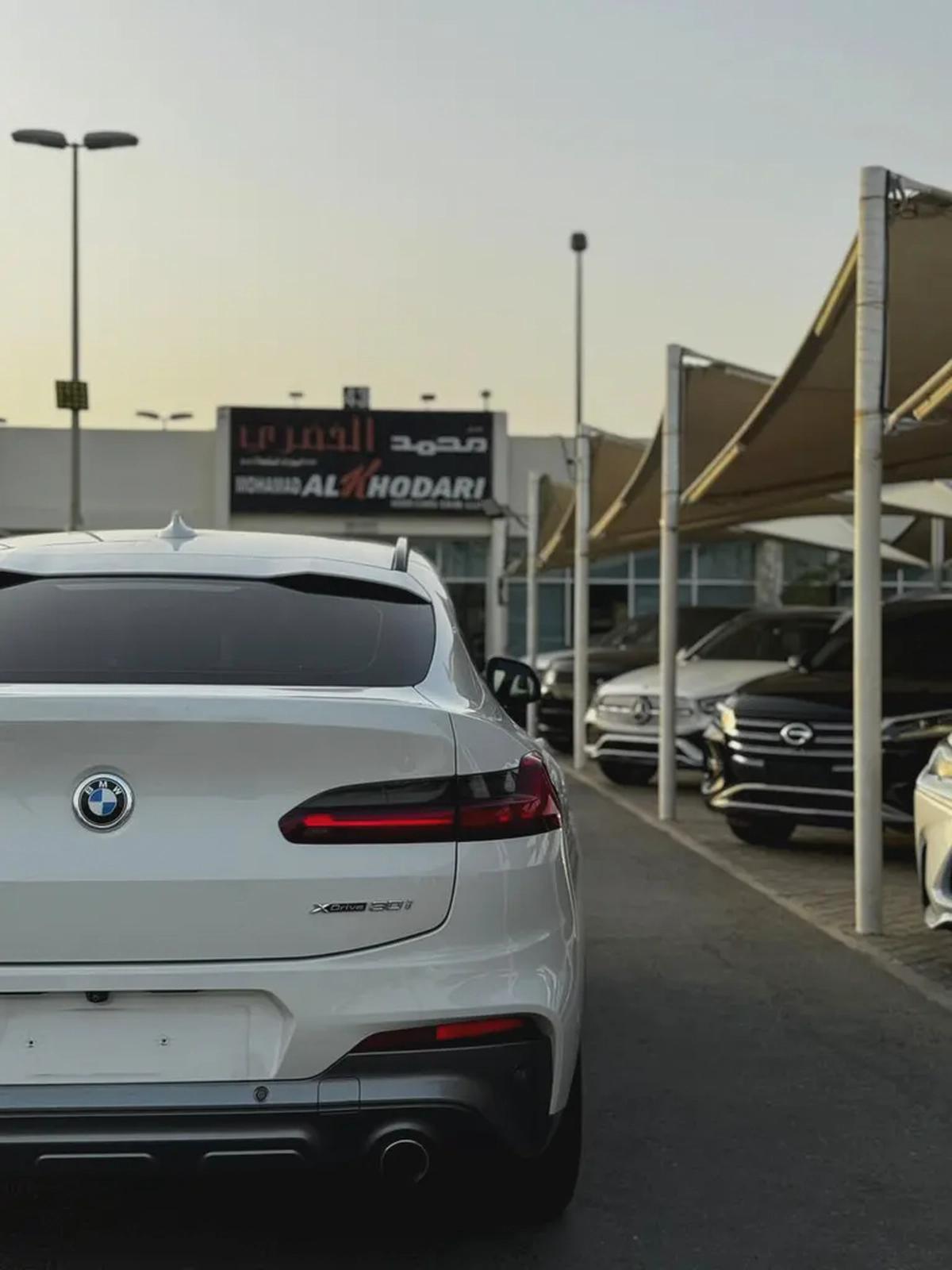 (2021) BMW// X4 XDRIVE 30I// GCC// FULL OPTIONS//GOOD CONDITION//-7-7
