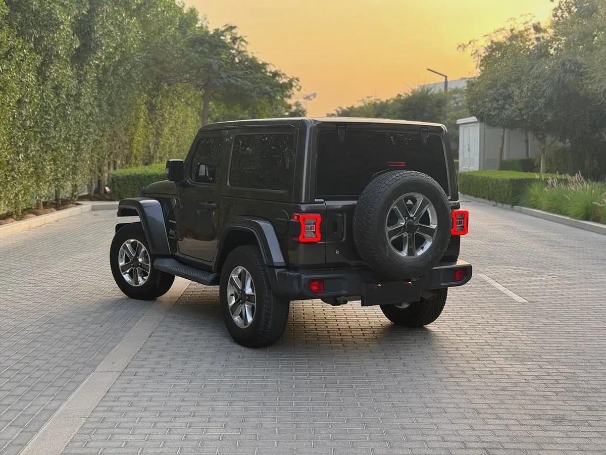 Jeep Wrangler Sahara Plus GCC super clean قمه بالنظافه-13-13