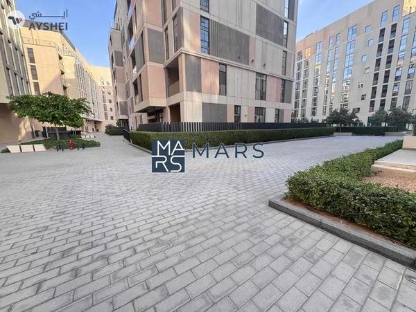 Luxurious one bedroom pool view in a modern community