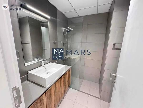 Luxurious one bedroom pool view in a modern community