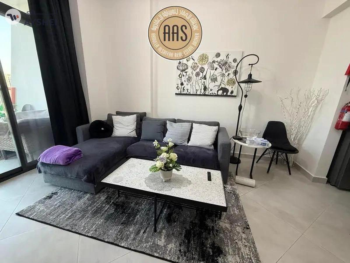 Prime location fully furnished 1bhk 2bathrooms in 85k balcony wardrobes 1parking free-7-7