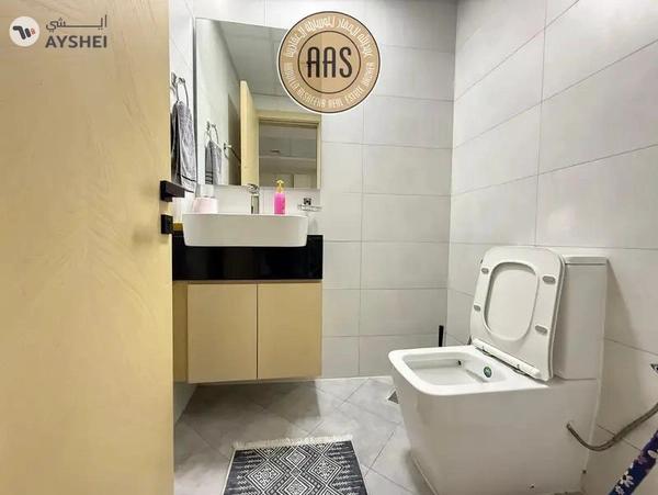 Prime location fully furnished 1bhk 2bathrooms in 85k balcony wardrobes 1parking free