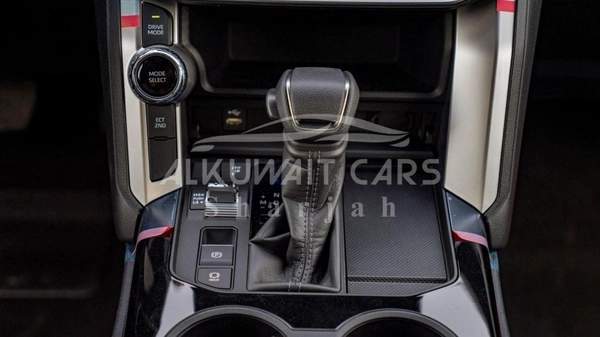 Toyota Land Cruiser TOYOTA LAND CRUISER LC300 GXR 3.3D AT MY2025 – BLACK