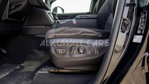 Toyota Land Cruiser TOYOTA LAND CRUISER LC300 GXR 3.3D AT MY2025 – BLACK