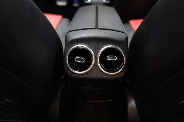 GCC | 2,100 AED Monthly | Warranty Till 2027 | Free Insurance and Registration