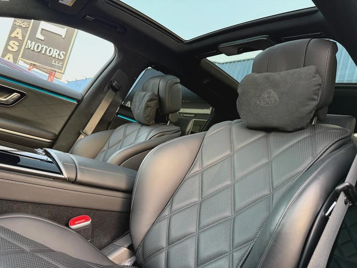 Mercedes S580 Maybach-4-4