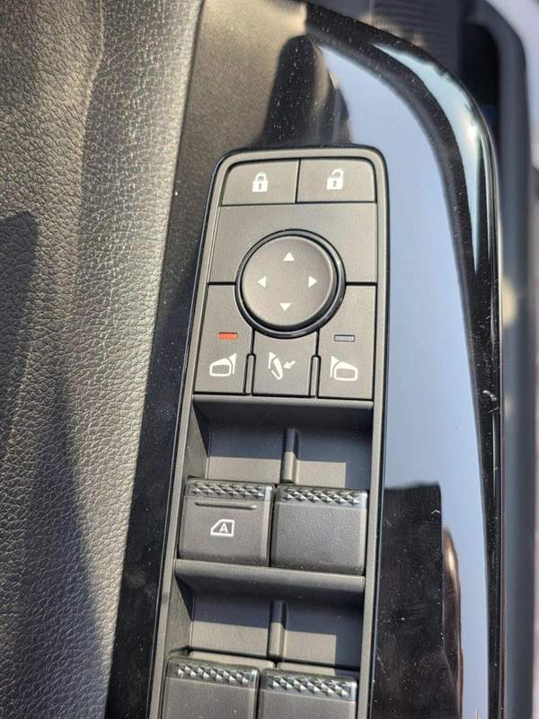 Mitsubishi Xforce 2025 MITSUBISHI XFORCE 1.5L P-LINE BLACK EDITION