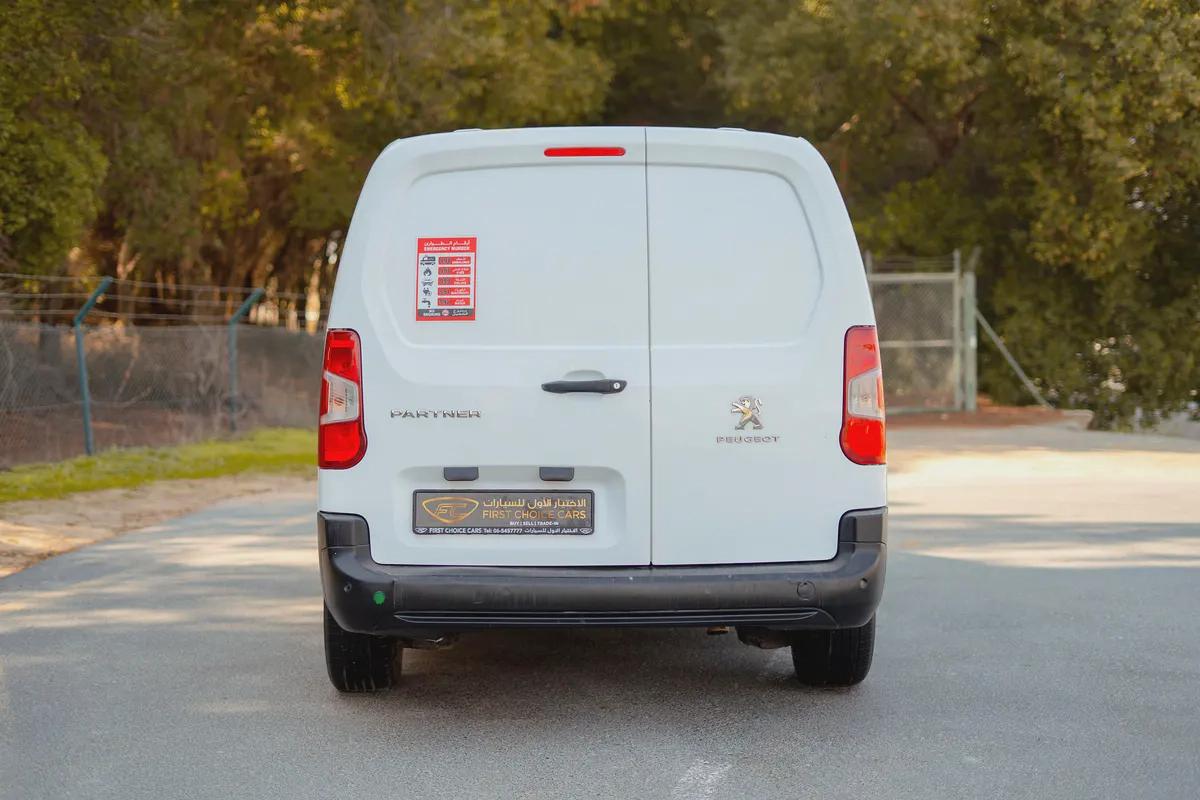Peugeot Partner | Delivery Van | GCC Specs | Ref#P34204-5-5