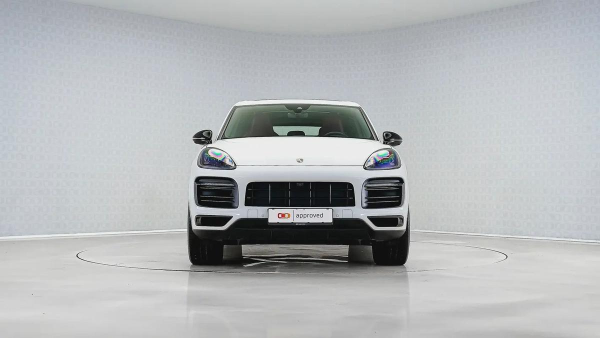 Special Offer | AED 4,217 PM | SportDesign, Exclusive Order | Cayenne Platinum Edition-7-7