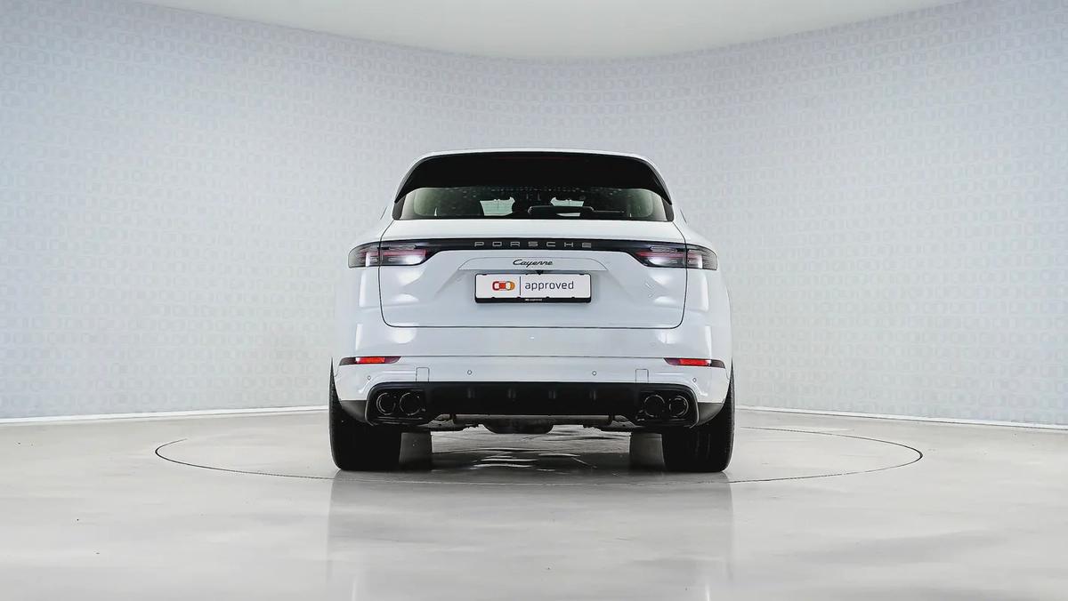 Special Offer | AED 4,217 PM | SportDesign, Exclusive Order | Cayenne Platinum Edition-9-9