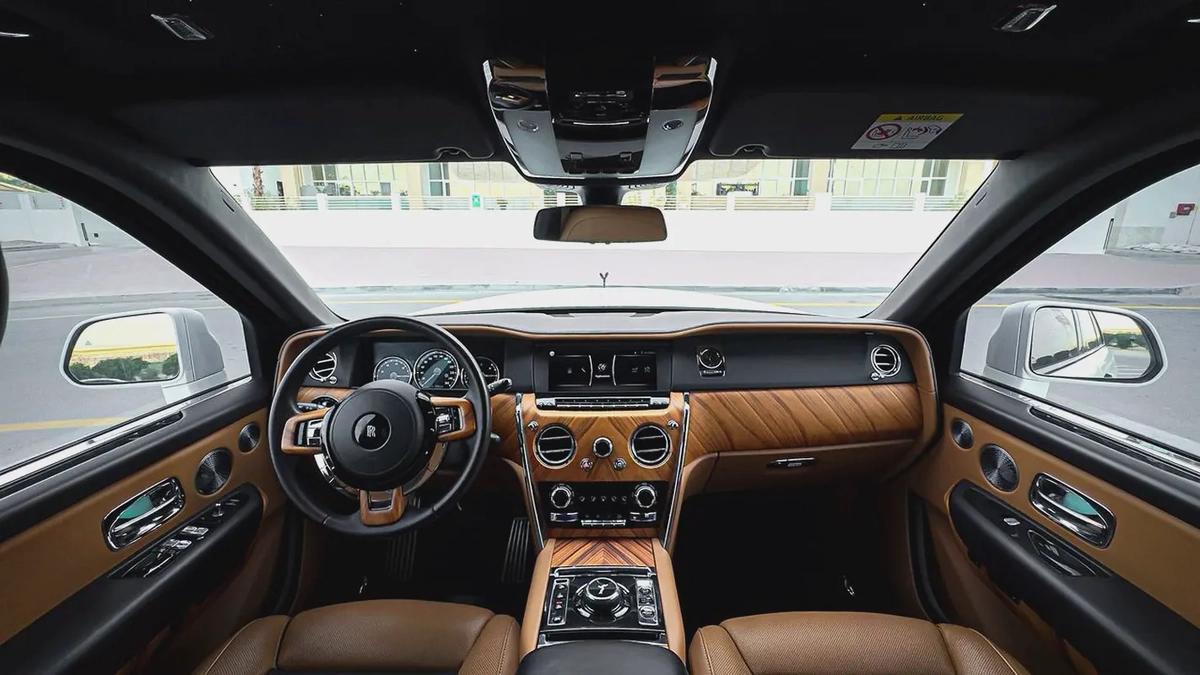 GCC | Rolls Royce Cullinan 2020 | New Facelift | Full Service History | 2025 Look | BB-10-10