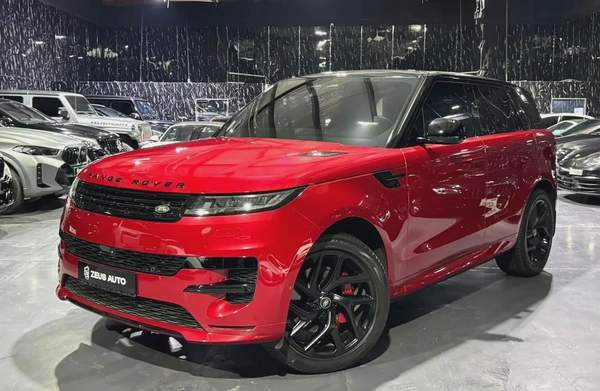 Land Rover Range Rover Sport 2023 GCC specs for 399,000.00 AED