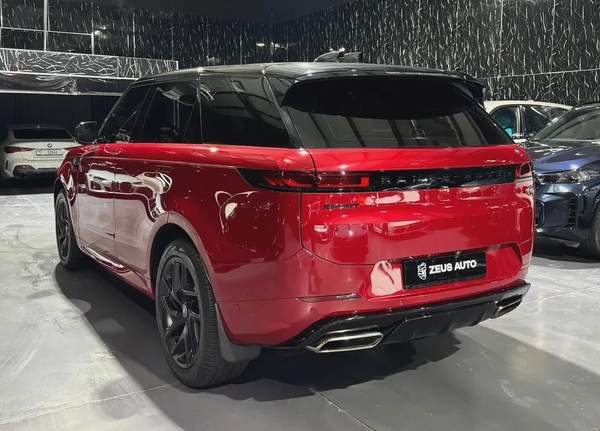 Land Rover Range Rover Sport 2023 GCC specs for 399,000.00 AED