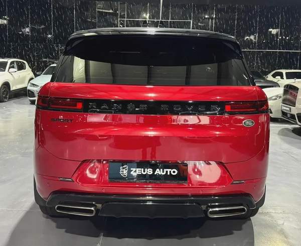 Land Rover Range Rover Sport 2023 GCC specs for 399,000.00 AED