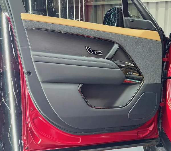 Land Rover Range Rover Sport 2023 GCC specs for 399,000.00 AED