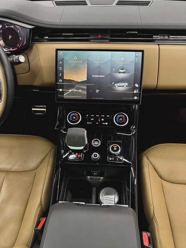 Land Rover Range Rover Sport 2023 GCC specs for 399,000.00 AED