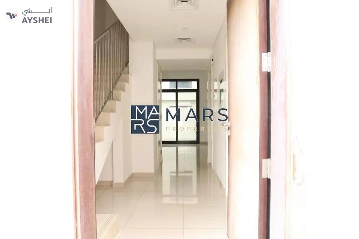 Modern Home with Spacious Living β Move-in Ready!-1-landscape