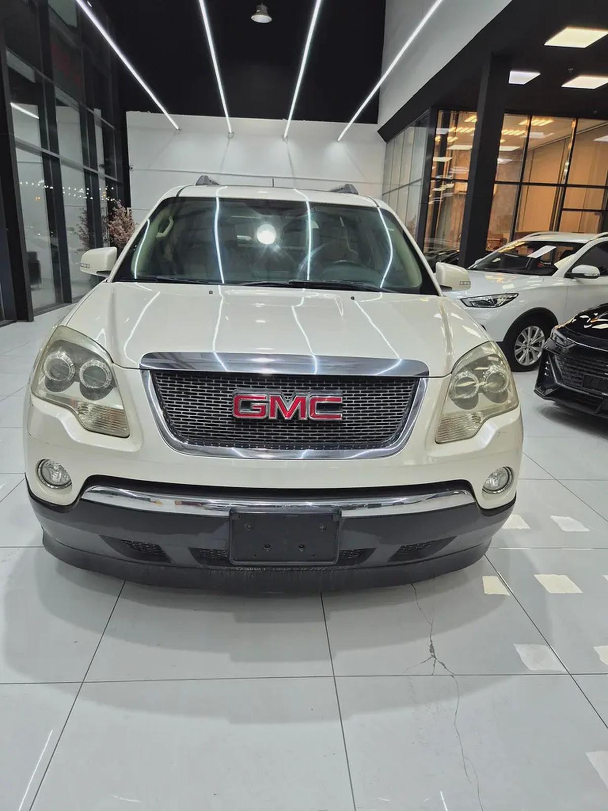 Gmc Acadia Full option-0-0