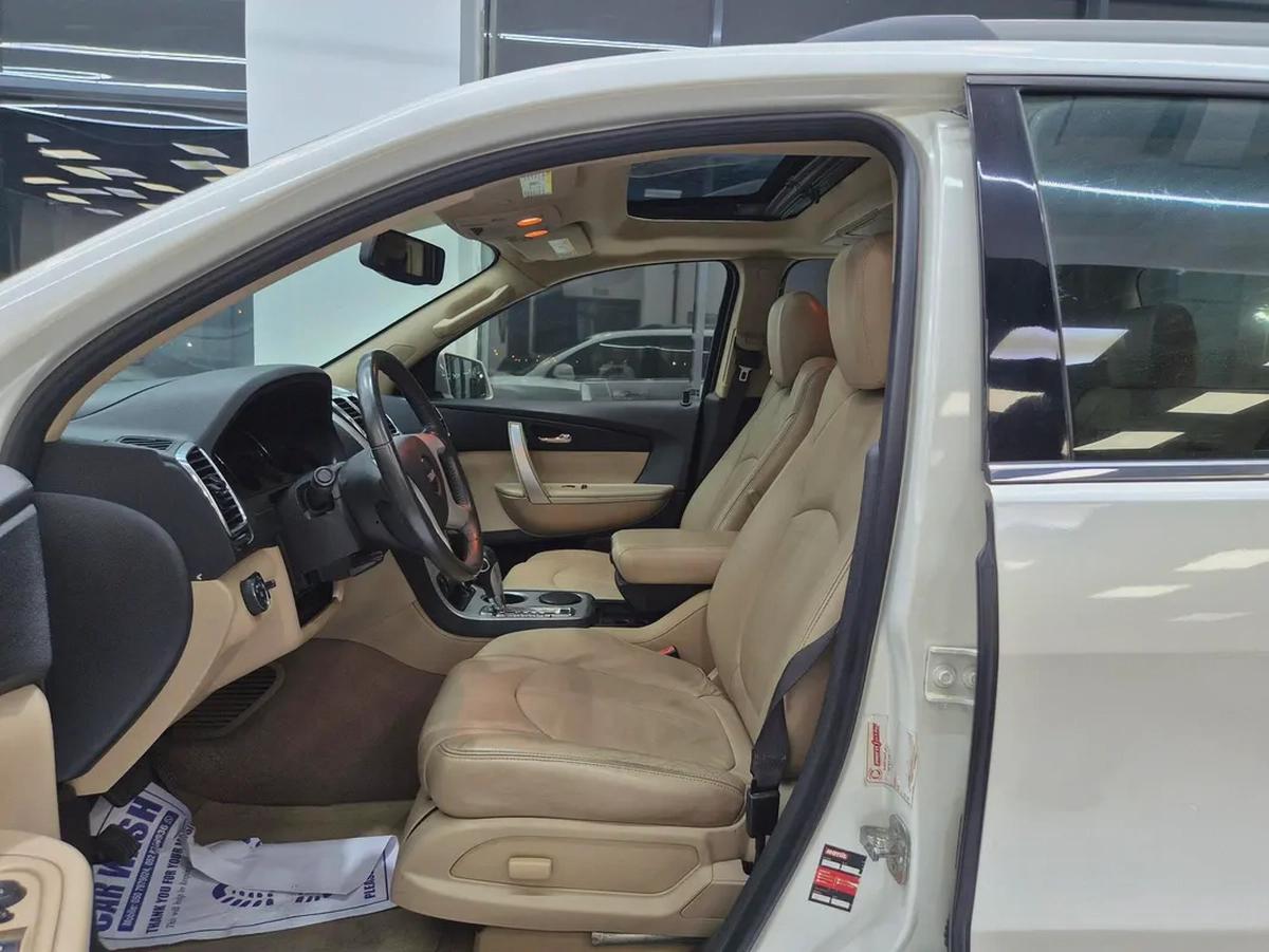 Gmc Acadia Full option-7-7