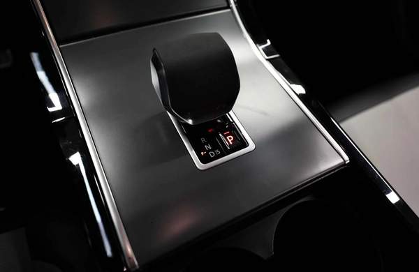 GCC | 3,550 AED Monthly | Free Insurance and Registration | Under Warranty Till 2027