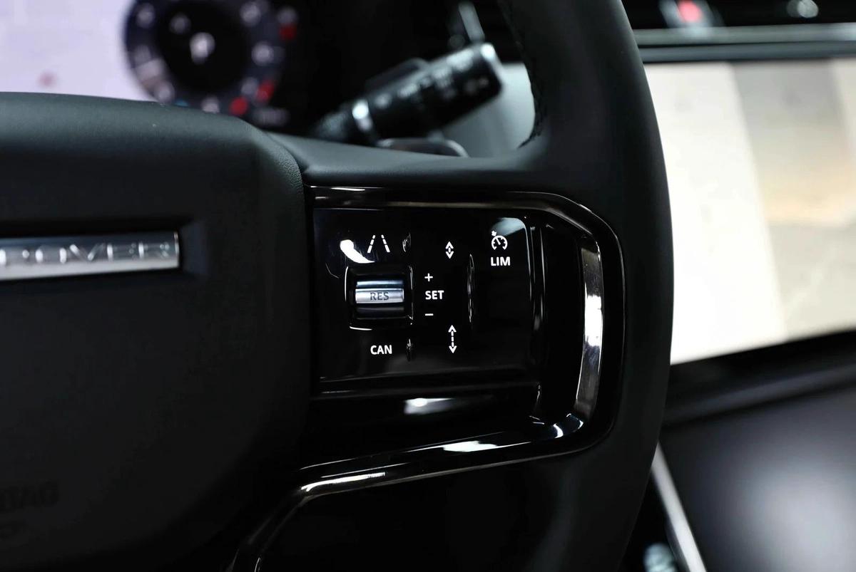 GCC | 3,550 AED Monthly | Free Insurance and Registration | Under Warranty Till 2027-8-8