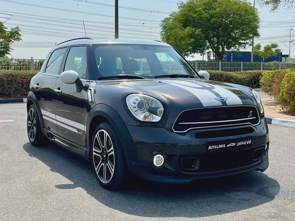 Mini Countryman S John copper Work gcc full option with services clean car
