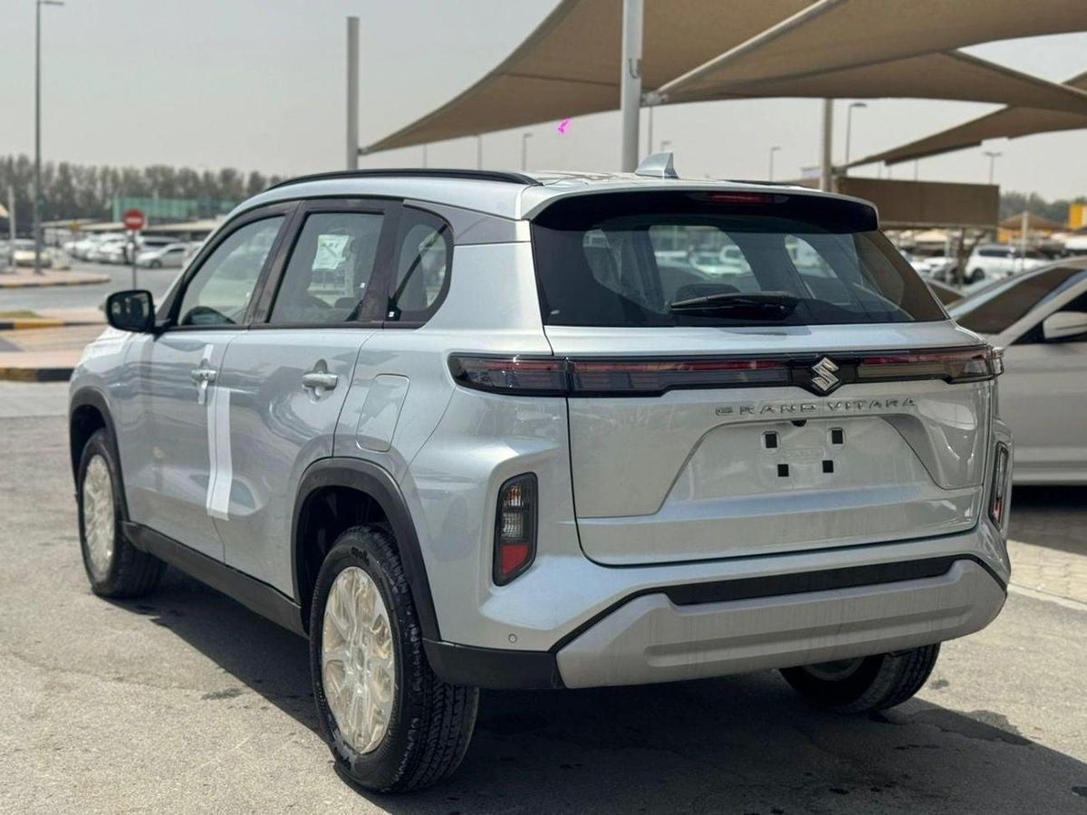 Suzuki Grand Vitara Suzuki Grand Vitara 1.5L Petrol V4 MY2025 GCC-4-4