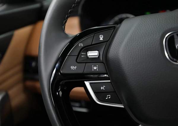 GCC | 1,500 AED Montly Installment | Free Insurance and Registration | J100151