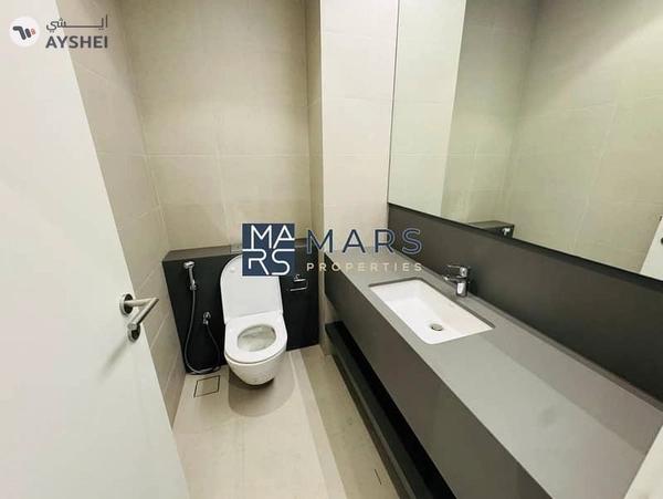 Brand New | Single Row | Forest Community