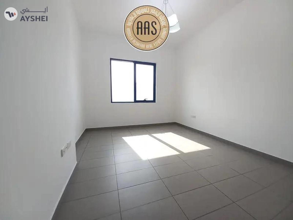 In prime location Chiller free luxurious huge 2bhk with all amenities-13-13