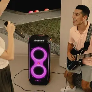 JBL Partybox 710 built-in lights splashproof Powerful sound 800W