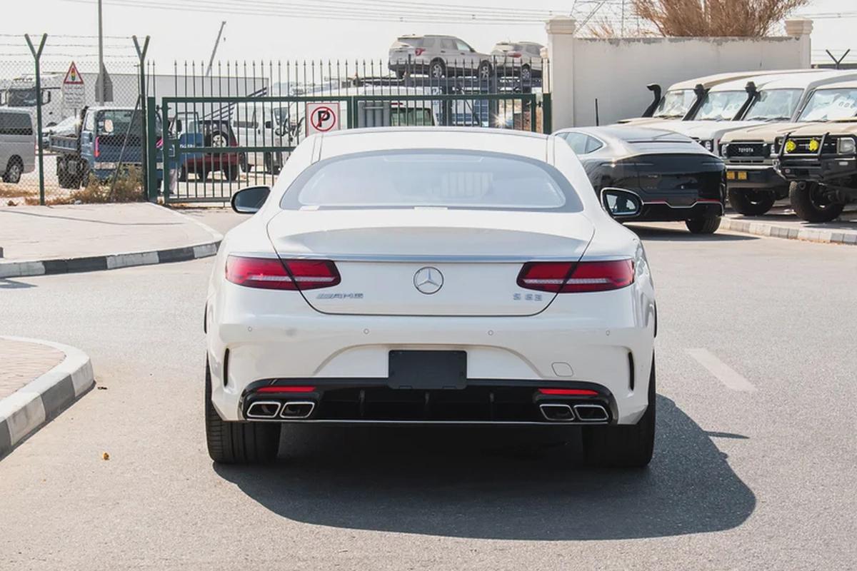 Mercedes Benz S63 COUPE AMG •Year 2018•Only 37,000Km Done-6-6
