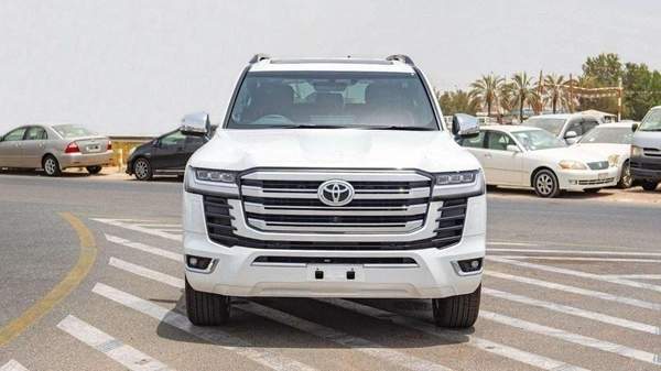 Toyota Land Cruiser VXR 3.5L