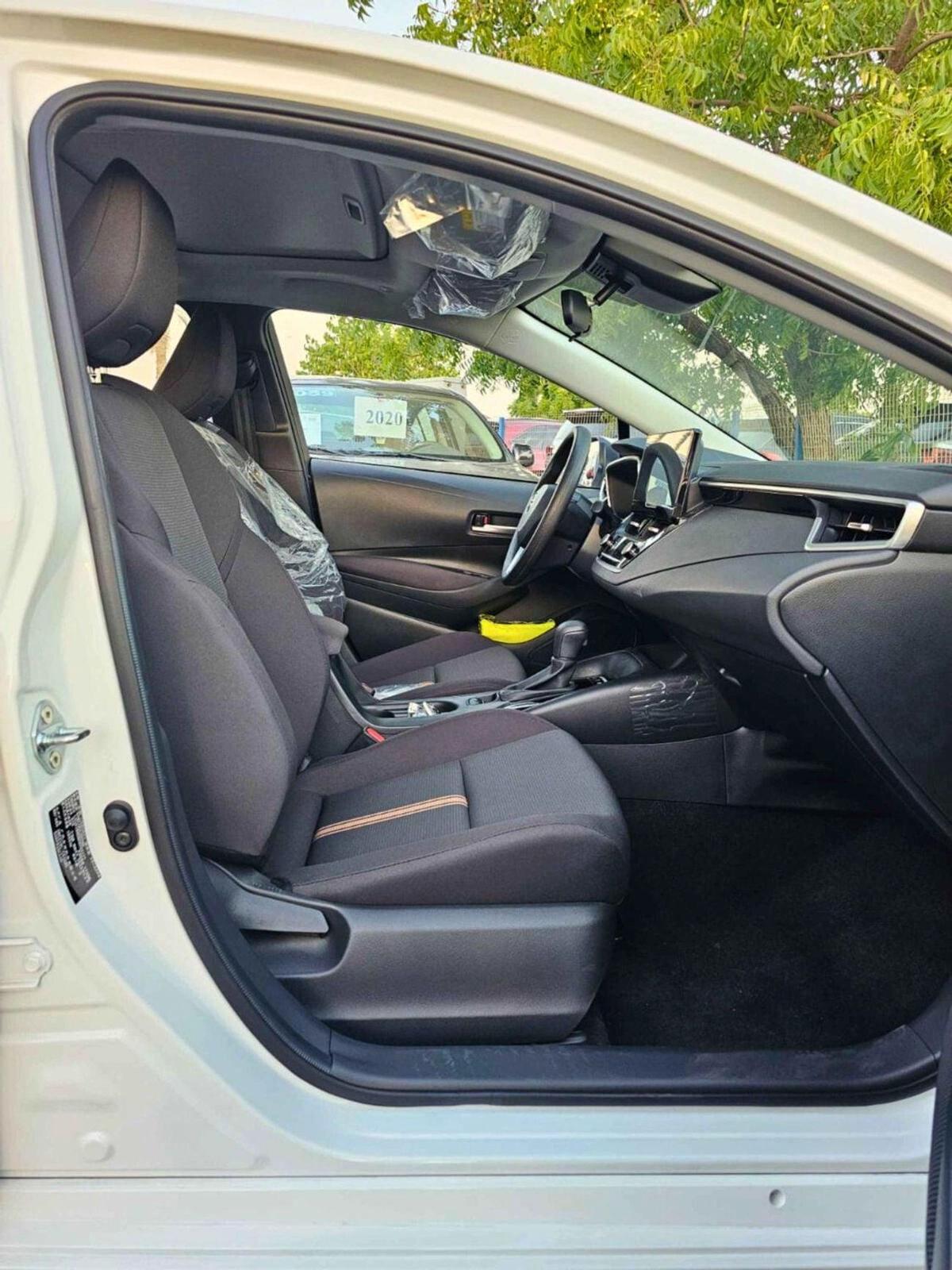 Toyota Levin HYBRID LUXURY | 1.8L V4 | SUNROOF DVD + CAMERA | FULL OPTION-7-7