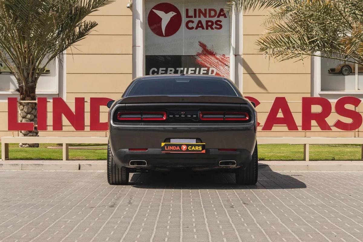 Dodge Challenger-17-17