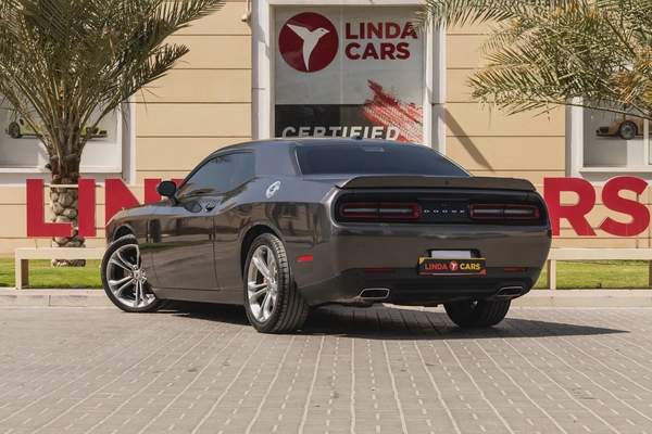 Dodge Challenger