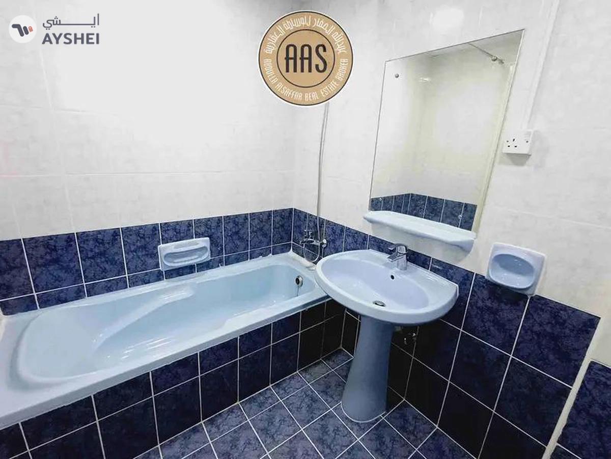 No Commission !! 1BHK apartment !! Luxurious and spacious !! Near to metro station-6-6