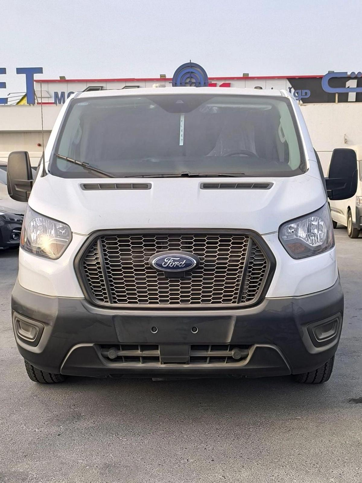 Ford Transit Custom FORD TRANSIT 150 VAN-1-1