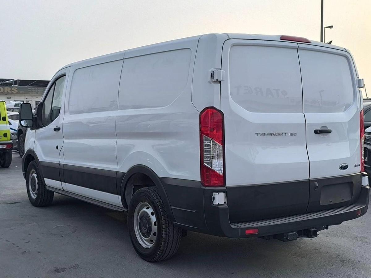 Ford Transit Custom FORD TRANSIT 150 VAN-5-5