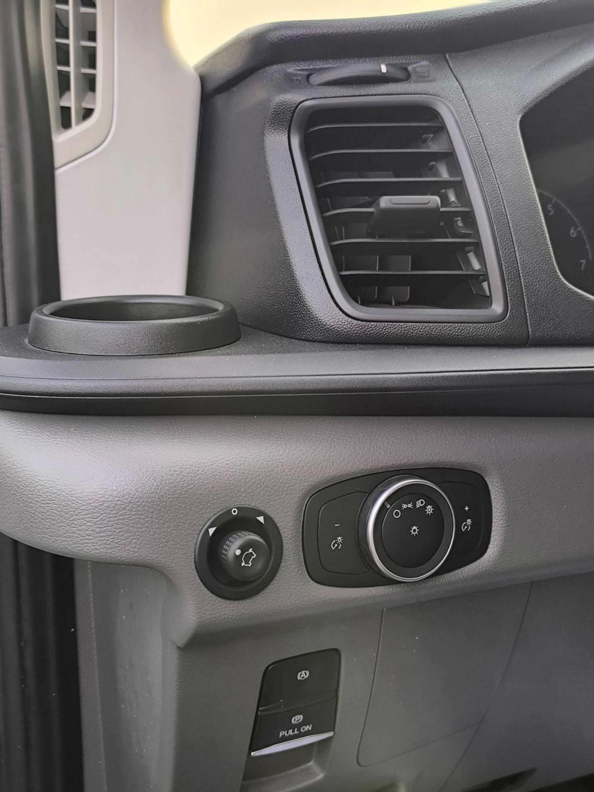 Ford Transit Custom FORD TRANSIT 150 VAN-12-12
