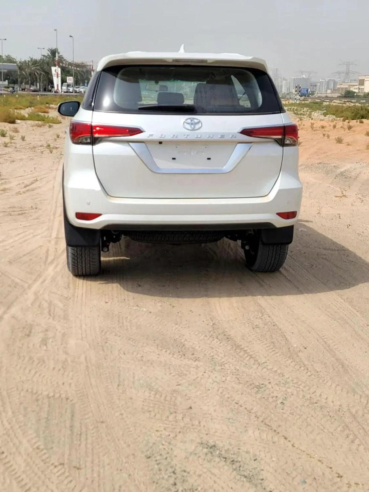 Toyota Fortuner Fortuner 2WD 2.7L petrol 2023-3-3