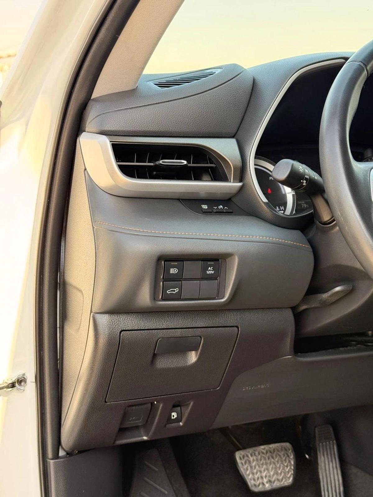 Toyota Highlander Hybrid Bronze Edition Full option 2023-19-19