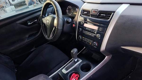Nissan Altima SV 2013 - GCC Specs - Well Maintained