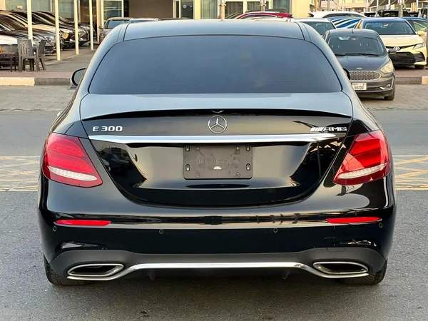 Mercedes benz E300 Model 2019